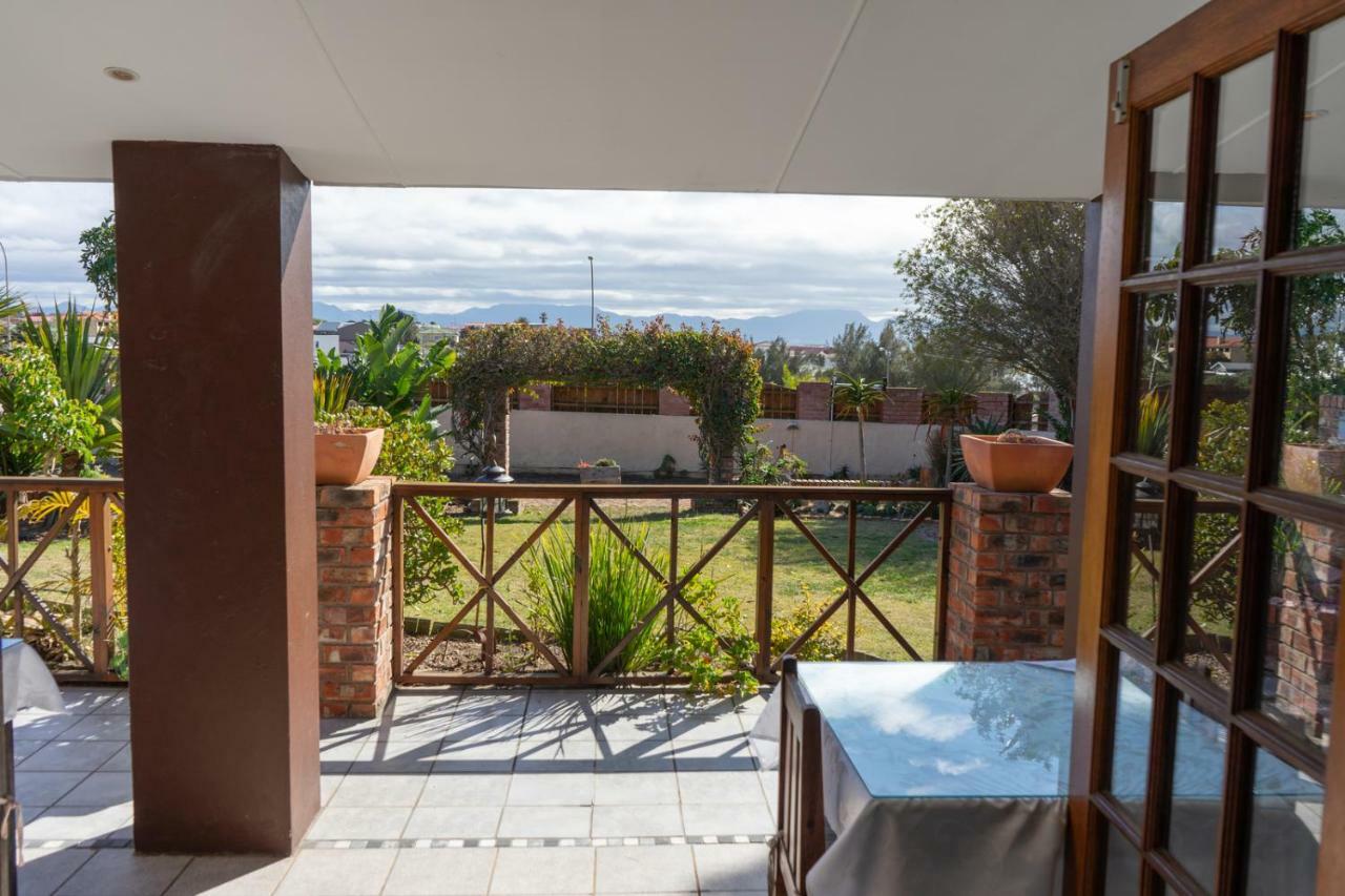 Guest House Arosfa Mossel Bay Exterior foto
